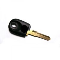 Κλειδί immobilizer ducati κενο με υποδοχή για chip και λαμα kw17t00